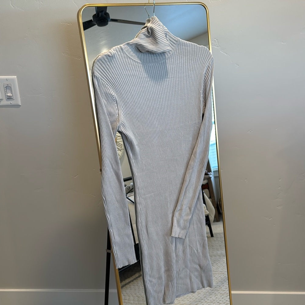 Gray long sleeve sweater dress